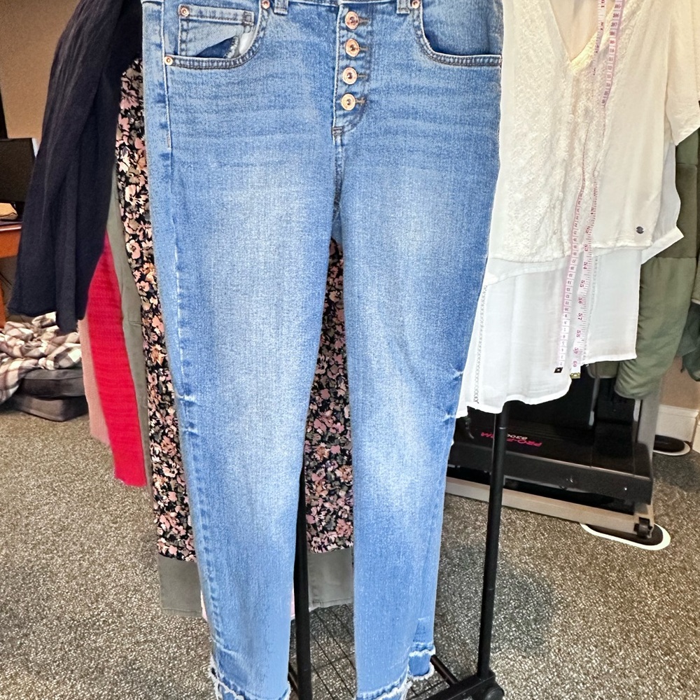 INC International Concepts Light Blue Ankle Jeans